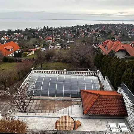 Kamilla Villa *